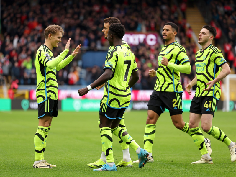 Burnley 0 – 5 Arsenal: Una manita para seguir en la pelea por la Premier